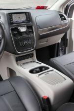 Lancia Voyager 2011 года